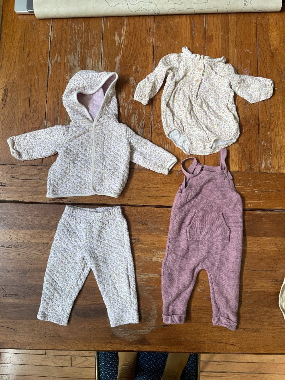Lot of 4 - Matching Little Planet Outfits for 12m - White and Lavender